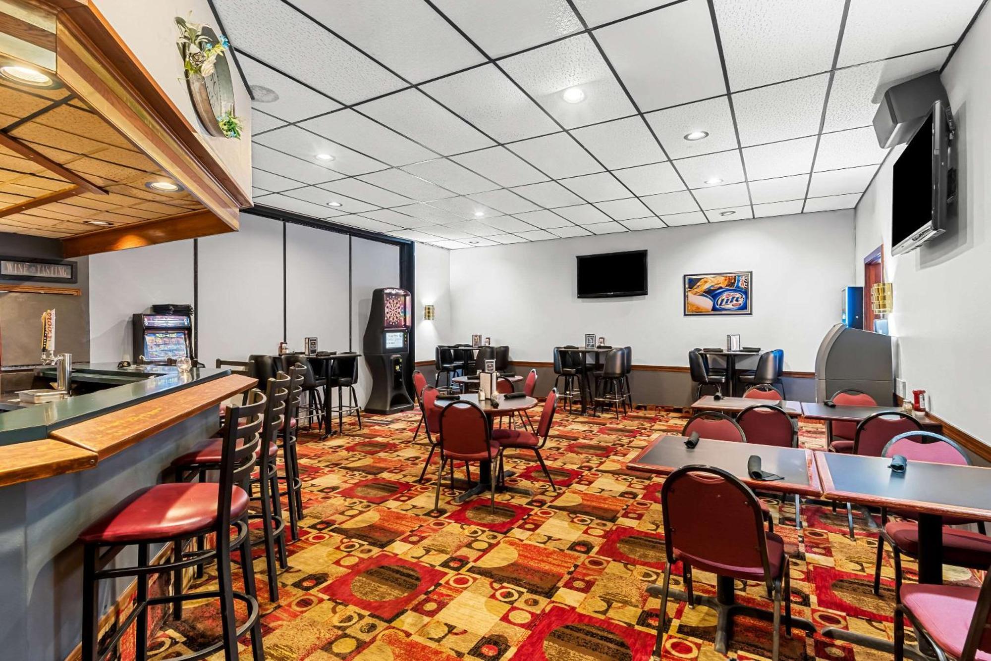 Quality Inn Fort Dodge Eksteriør billede